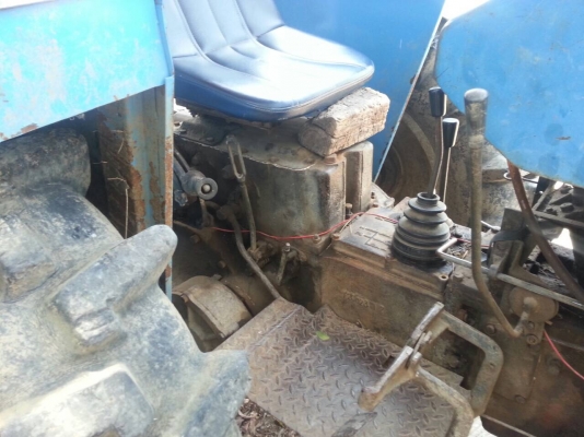 รถไถแชมป์384SLX - เครื่อง3สูบ - ไม่มีอุปกรณ์ - 2เพลา - พวงมาลัยเพาเวอร์