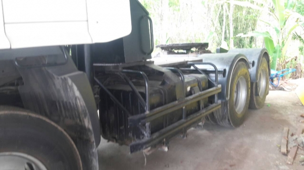 ขายรถบรรทุก 10 ล้อหัวลาก HINO MEGA 380 แรงม้าปี 2551 ราคา 1700000 ขายรถบรรทุก 10 ล้อหัวลาก HINO MEGA 380 แรงม้าปี 2551 ราคา 1700000