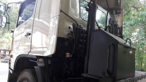 ขายรถบรรทุก 10 ล้อหัวลาก HINO MEGA 380 แรงม้าปี 2551 ราคา 1700000 ขายรถบรรทุก 10 ล้อหัวลาก HINO MEGA 380 แรงม้าปี 2551 ราคา 1700000