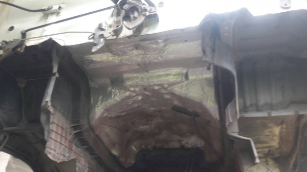 ขายรถบรรทุก 10 ล้อหัวลาก HINO MEGA 380 แรงม้าปี 2551 ราคา 1700000 ขายรถบรรทุก 10 ล้อหัวลาก HINO MEGA 380 แรงม้าปี 2551 ราคา 1700000