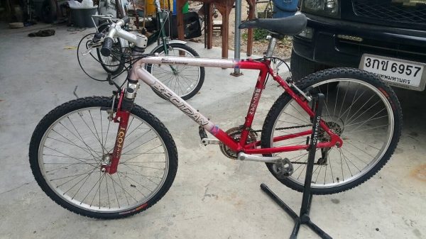 โครงอลูมิเนียม