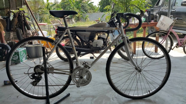 บริดสโตน โรดแมน โคโมรี่