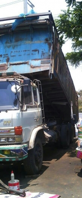 สิบล้อ ฮีโน่ FL17 EH 700ดั้ม 2เพา สโลส สภาพดีเดิมๆสวยพร้อมใช้งาน ทะเบียนพร้อมโอนรถ