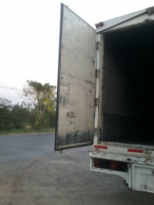 ขายFF1Jสิงห์ไฮเทค212แรงสมอทองตู้ปีกนก ยาว7.20ม รถห้างแท้ จดปี45