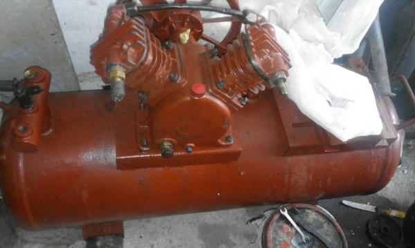 ขายถังปั๊มลมเปล่าและหัวปั๊มลมครับ