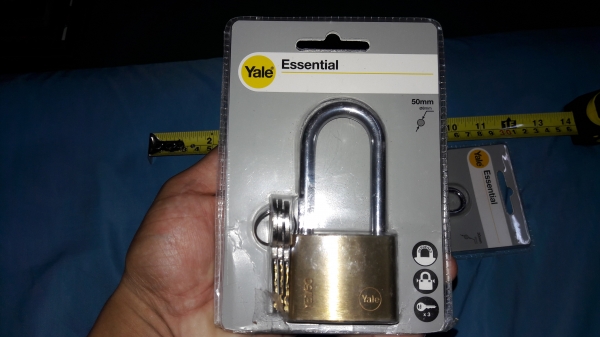 ขายแม่กุญแจYALE Made in Hongkong. งานใหม่แพ็คคู่ขนาด50,30mm.