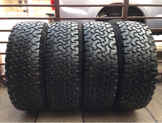 ยาง All BF Goodrich 265 70 17 ปี12 ดอกเต็มติดหนวดทุกเส้น ไม่มีปะ ราคาไม่แพง