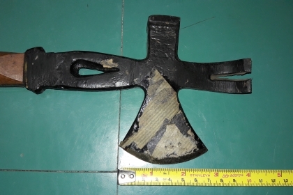 ขายขวานสามอย่างตราเพชรงานเก่าเก็บใช้งานสารพัดประโยชน์