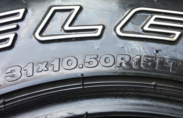 ยาง All Bridgestone 31 10.5 R15.ปลายปี13 ดอกเยอะ พร้อมใช้งาน ราคาไม่แพง ยาง All Bridgestone 31 10.5 R15.ปลายปี13 ดอกเยอะ พร้อมใช้งาน ราคาไม่แพง