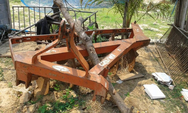 ขาย รถไถ 2 เพลา KUBOTA M7500 อุปกรณ์มีผานดันหน้า ผาน 5 และโรตารี่ เอกสารใบซื้อขาย