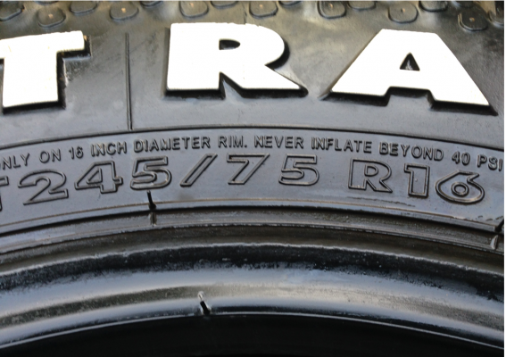 ยาง Mud GT radial 245 75 16 ปลายปี14 พร้อมใช้งาน ราคาไม่แพง ยาง Mud GT radial 245 75 16 ปลายปี14 พร้อมใช้งาน ราคาไม่แพง