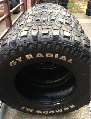 ยาง Mud GT radial 245 75 16 ปลายปี14 พร้อมใช้งาน ราคาไม่แพง ยาง Mud GT radial 245 75 16 ปลายปี14 พร้อมใช้งาน ราคาไม่แพง
