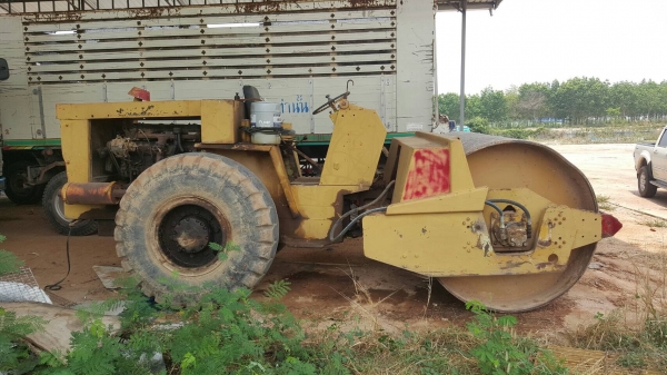 ขาย รถบดสั่นสะเทือน 2 เพลา PACIFIC รถใช้งานอยู่ประจำ เครื่อง 6BB1 145 แรงม้า ปั้มสั่นสะเทือนเสียต้องเช็คใหม่ เอกสารใบซื้อขาย ราคาต่อรองได้ครับ