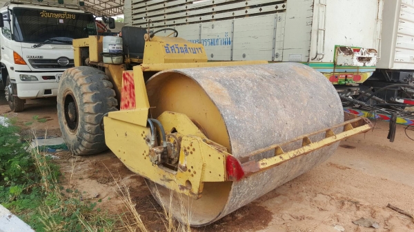 ขาย รถบดสั่นสะเทือน 2 เพลา PACIFIC รถใช้งานอยู่ประจำ เครื่อง 6BB1 145 แรงม้า ปั้มสั่นสะเทือนเสียต้องเช็คใหม่ เอกสารใบซื้อขาย ราคาต่อรองได้ครับ