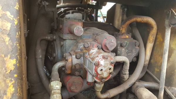 ขาย รถบดสั่นสะเทือน 2 เพลา PACIFIC รถใช้งานอยู่ประจำ เครื่อง 6BB1 145 แรงม้า ปั้มสั่นสะเทือนเสียต้องเช็คใหม่ เอกสารใบซื้อขาย ราคาต่อรองได้ครับ