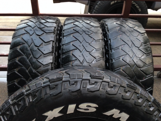ยาง Mud Maxxis 245 75 16 ปี13 ราคาไม่แพง