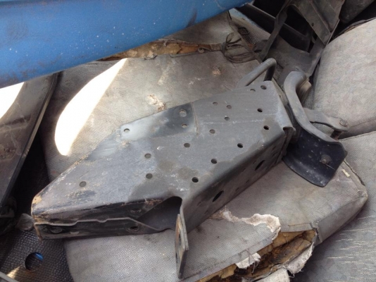 FROM JAPANหัวเก๋งรถบรรทุก 6 ล้อกลาง CABIN ISUZU NPR71L*หัวการ์ตูน*(รุ่นยกหัวได้/มีขาหลัง)ราคาเพียง 59,000 บาท สนใจรีบติดต่อ 0819337688 FROM JAPANหัวเก๋งรถบรรทุก 6 ล้อกลาง CABIN ISUZU NPR71L*หัวการ์ตูน*(รุ่นยกหัวได้/มีขาหลัง)ราคาเพียง 59,000 บาท สนใจรีบติดต่อ 0819337688