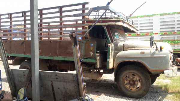 ขาย 6 ล้อ หัวยาว คัสซีสวยตลอดเส้น เครื่อง DA640 140 แรงม้า เฟืองท้าย FUSO เบรคทิฟฟี่ ทะเบียนพร้อมโอน ขาย 6 ล้อ หัวยาว คัสซีสวยตลอดเส้น เครื่อง DA640 140 แรงม้า เฟืองท้าย FUSO เบรคทิฟฟี่ ทะเบียนพร้อมโอน