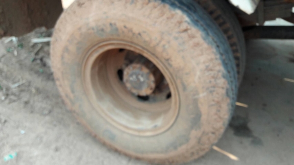 ขาย 6 ล้อ HINO KM779 กระบะยาว 5 เมตร เครื่อง WO4D 117 แรงม้า คัสซีสวยตลอดเส้น ทะเบียนพร้อมโอนครับ ขาย 6 ล้อ HINO KM779 กระบะยาว 5 เมตร เครื่อง WO4D 117 แรงม้า คัสซีสวยตลอดเส้น ทะเบียนพร้อมโอนครับ