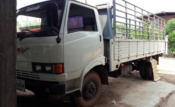 ขาย 6 ล้อ HINO KM779 กระบะยาว 5 เมตร เครื่อง WO4D 117 แรงม้า คัสซีสวยตลอดเส้น ทะเบียนพร้อมโอนครับ