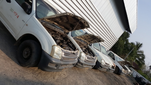 ขายดีแมกซ์ 80,000 บาท มีตู้มีกระบะคันละ 100,000 บาท ขายดีแมกซ์ 80,000 บาท มีตู้มีกระบะคันละ 100,000 บาท