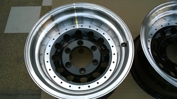 ล้อหยดน้ำ15*8.5 6/139.7 et คู่เดียว ราคา5000 โทร096-2085202 ครับ