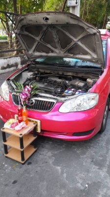 ขายรถแท็กซี่ปลด ลิโม่45,000 เครื่องติดง่าย LPG