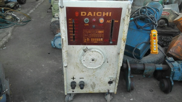 ตู้เชื่อมไดชิ DAICHI ระบบ AC/DC 300 Amp.ไฟบ้าน 220V. เชื่อมมิเนียมได้สวยสดเดิม มาเทสก่อนได้!!