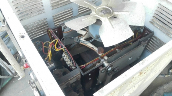 ตู้เชื่อมไดชิ DAICHI ระบบ AC/DC 300 Amp.ไฟบ้าน 220V. เชื่อมมิเนียมได้สวยสดเดิม มาเทสก่อนได้!!