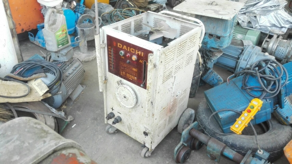 ตู้เชื่อมไดชิ DAICHI ระบบ AC/DC 300 Amp.ไฟบ้าน 220V. เชื่อมมิเนียมได้สวยสดเดิม มาเทสก่อนได้!!