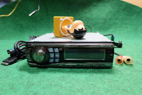 วิทยุ Alpine รุ่น CDA-9857Ji มือสองญี่ปุ่น เล่น Cd/Mp3/ipod/Aux คลื่นญี่ปุ่น มี Ai-NET 3 ปรีเอ้าท์ วิทยุ Alpine รุ่น CDA-9857Ji มือสองญี่ปุ่น เล่น Cd/Mp3/ipod/Aux คลื่นญี่ปุ่น มี Ai-NET 3 ปรีเอ้าท์