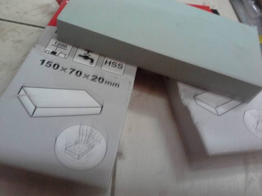 ขายหินละเอียดเบอร์1200 ลับมีดลับกบMAKITA ขนาด150&times;70&times;20mm.