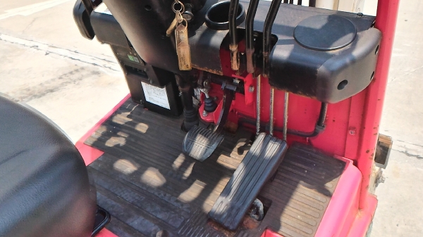 ขายโฟล์กลิฟท์ไฟฟ้านั่งขับ TOYOTA 3FBL7 เก่านอก ขายโฟล์กลิฟท์ไฟฟ้านั่งขับ TOYOTA 3FBL7 เก่านอก