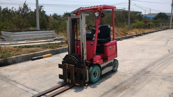 ขายโฟล์กลิฟท์ไฟฟ้านั่งขับ TOYOTA 3FBL7 เก่านอก ขายโฟล์กลิฟท์ไฟฟ้านั่งขับ TOYOTA 3FBL7 เก่านอก