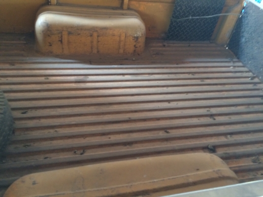 ขายDATSUN720 35000 เอกสารครับ 081-6278866