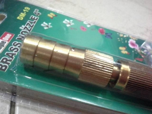 ขายหัวฉีดรดน้ำทองเหลืองมี2แบบ