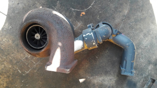 เทอร์โบโคมัสซุ 6D140