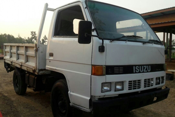 ขายแล้ว ครับ สีล้อ อีซูชุ NKR88ปี38 พ.เวอร์ ช่วงยาว 3.20ม สภาพดีสวยพร้อมใช้งาน ทะเบียนป้ายใหญ พร้อมโอน ขายแล้ว ครับ สีล้อ อีซูชุ NKR88ปี38 พ.เวอร์ ช่วงยาว 3.20ม สภาพดีสวยพร้อมใช้งาน ทะเบียนป้ายใหญ พร้อมโอน