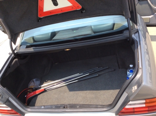 ขายรถเบนส์ W124 รุ่น 300E ปี93 เครื่องเดิมๆออโต้ ไม่เคยติดแก๊ส ตัวท็อป ไฟฟ้าทั้งคัน เบาะหนังแท้ปรับไฟฟ้า พวงมาลัยปรับไฟฟ้า ภายในสวยเดิมๆลายไม้ วิทยุCD ตัวถังเดิมๆไม่มีชน แม็กใหม่ brabas b6 ขอบ 17" ยางใหม่ รถเดิมๆครับ ขับดีมากๆพร้อมใช้ครับ