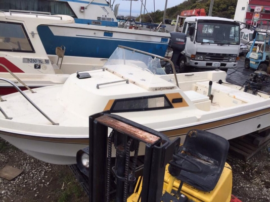 กำลังเข้าตู้เรือ 2 ลำจองแค่ 2 หมื่นบาท