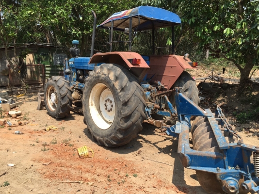 รถไถนา FORD 6610 -2 เพลาT5 มีผาน7พร้อมดันหน้า พร้อมใช้งาน