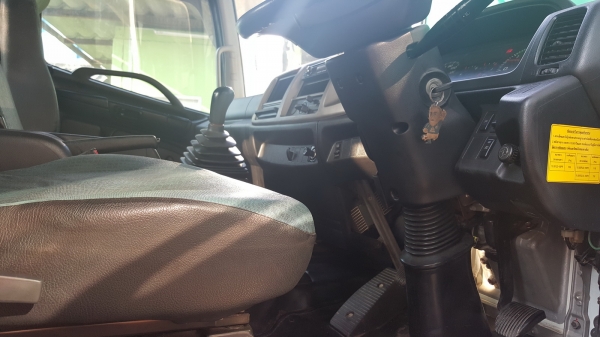 ขายครับ mega 500 ปี 55 ติดเครน ZF 5 ตัน 4 ท่อน กระบะยาว 6.8 m โทร 088-4501277