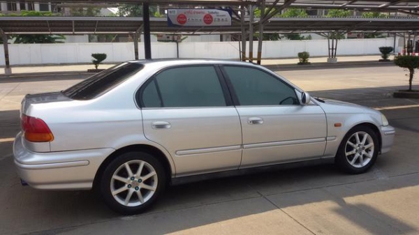 Honda civic ตาโต ปี 96 1.6 at lpg พร้อมใช้