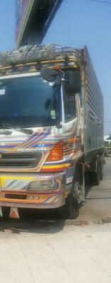 สิบล้อ ฮีโน่ 260ปี47 แม่ลูก 2คาน ดั้มมีเนียม ค็อกเกษตร ยาว 6.80ม อู่สหกิจ สภาพดีสวยเดิมๆพร้อมใช้ เอกสารทะเบียนพร้อมโอน