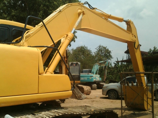 ขายรถแบคโฮ KOMATSU PC200-6 เอกสารเล่มทะเบียน ระบบไฟเต็ม ราคา 1050000 ขายรถแบคโฮ KOMATSU PC200-6 เอกสารเล่มทะเบียน ระบบไฟเต็ม ราคา 1050000