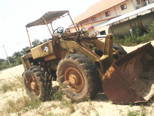 ขายรถตักล้อยาง KOMATSU JH 30 ราคา 250000