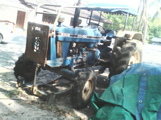 ขายรถไถ FORD 5000 เพลาเดี่ยว ใบมีดดันหน้า 7 จาน ไม่มีเอกสาร ราคา 220000 ขายรถไถ FORD 5000 เพลาเดี่ยว ใบมีดดันหน้า 7 จาน ไม่มีเอกสาร ราคา 220000