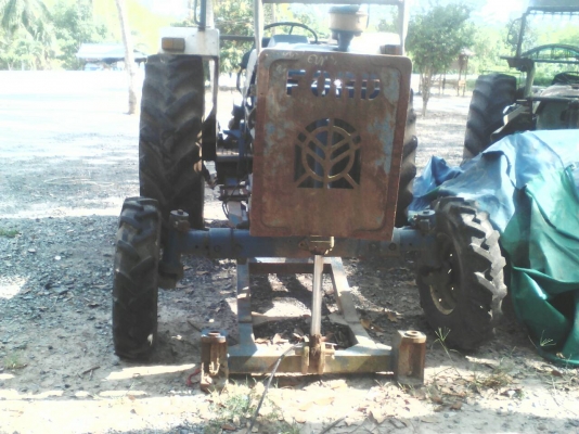ขายรถไถ FORD 5000 เพลาเดี่ยว ใบมีดดันหน้า 7 จาน ไม่มีเอกสาร ราคา 220000 ขายรถไถ FORD 5000 เพลาเดี่ยว ใบมีดดันหน้า 7 จาน ไม่มีเอกสาร ราคา 220000