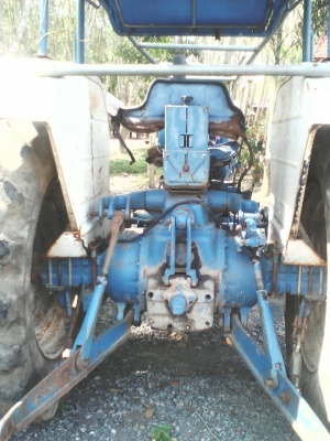 ขายรถไถ FORD 5000 เพลาเดี่ยว ใบมีดดันหน้า 7 จาน ไม่มีเอกสาร ราคา 220000 ขายรถไถ FORD 5000 เพลาเดี่ยว ใบมีดดันหน้า 7 จาน ไม่มีเอกสาร ราคา 220000