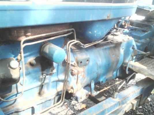 ขายรถไถ FORD 5000 เพลาเดี่ยว ใบมีดดันหน้า 7 จาน ไม่มีเอกสาร ราคา 220000 ขายรถไถ FORD 5000 เพลาเดี่ยว ใบมีดดันหน้า 7 จาน ไม่มีเอกสาร ราคา 220000